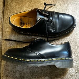 Unisex Vintage Dr. Martens 1461 Black Quilon Leather Made In England US 8 EU 39